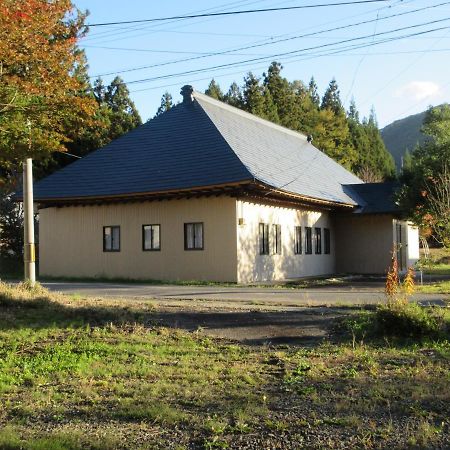 民泊くま - 絵画と音楽の宿 Inawashiro Exterior photo